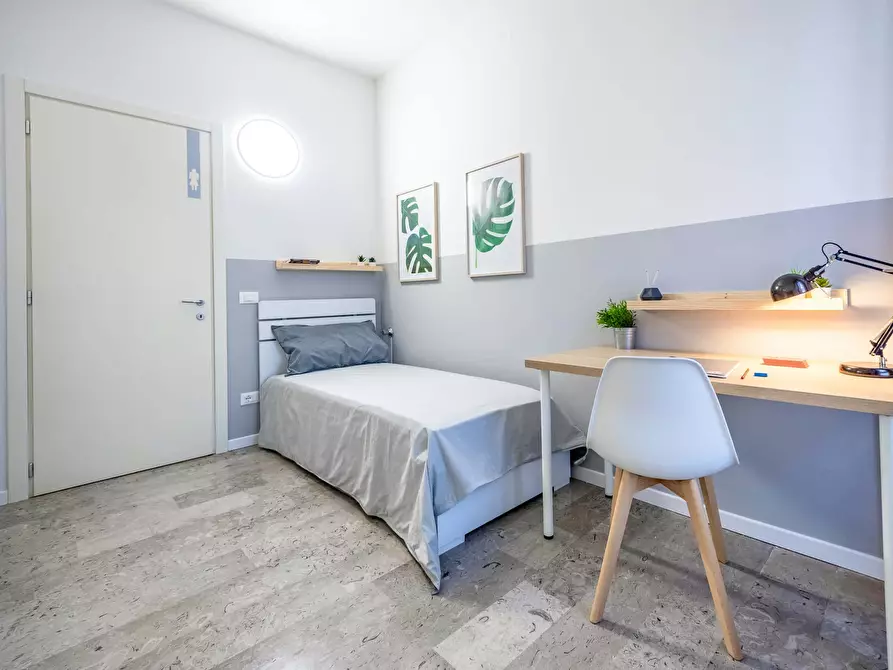 Immagine 1 di Camera in affitto  in Via Firenze16 a Vicenza