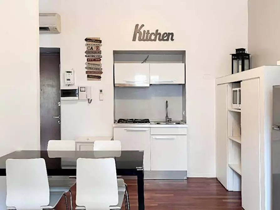 Immagine 9 di Appartamento in affitto  in Via Marghera18 a Milano