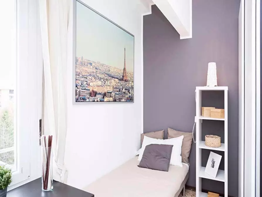 Immagine 2 di Camera in affitto  in Viale Carlo Espinasse12 a Milano