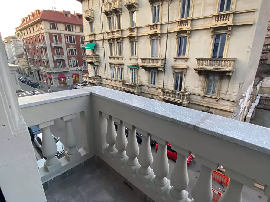 Immagine 19 di Appartamento in affitto  in Via Donatello32 a Milano