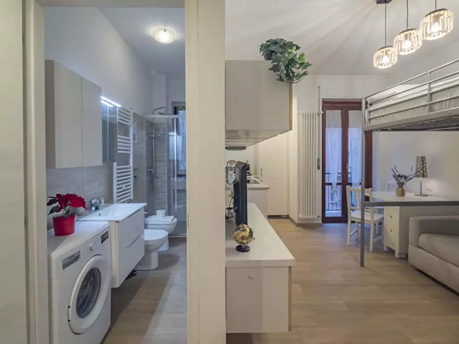 Immagine 15 di Appartamento in affitto  in Viale Lucania3 a Milano