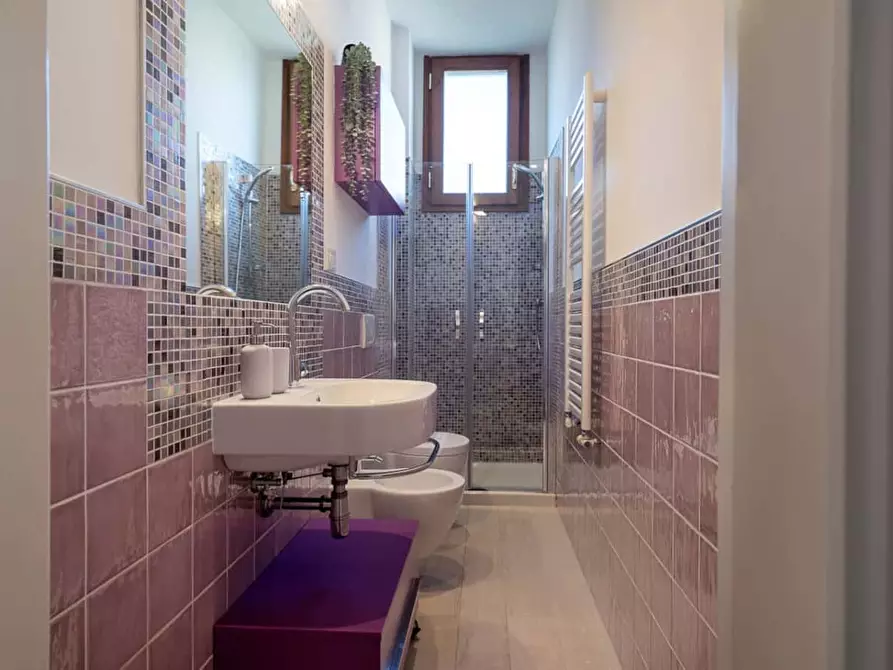 Immagine 35 di Appartamento in affitto  in Via Leonardo Bruni3 a Firenze