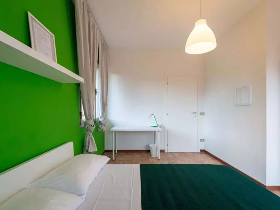 Immagine 4 di Camera in affitto  in Piazza Augusto Conti5 a Firenze