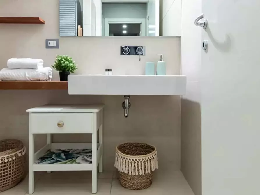 Immagine 23 di Appartamento in affitto  in Largo Cairoli a Milano