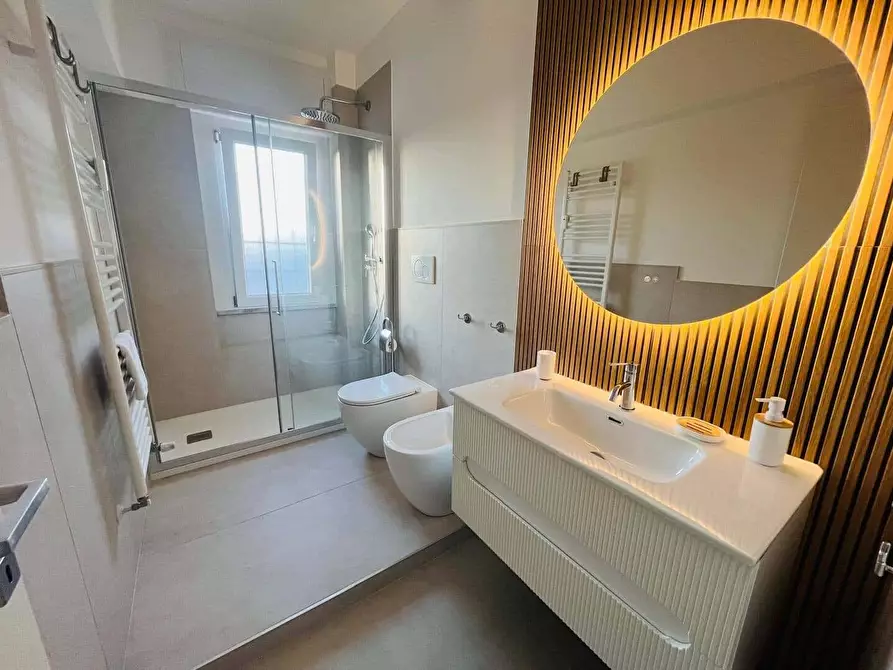 Immagine 5 di Appartamento in affitto  in Via Giuseppe Ravizza42 a Roma