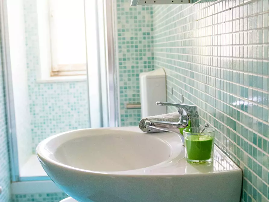 Immagine 10 di Camera in affitto  in Via Filippo Juvarra a Torino