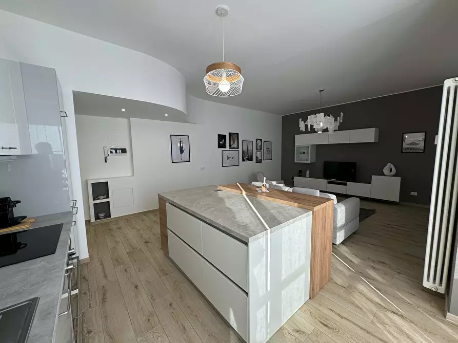 Immagine 9 di Appartamento in affitto  in Via Alessandro Manzoni18 a Monza