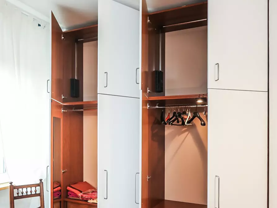 Immagine 38 di Appartamento in affitto  in Via Alserio30 a Milano