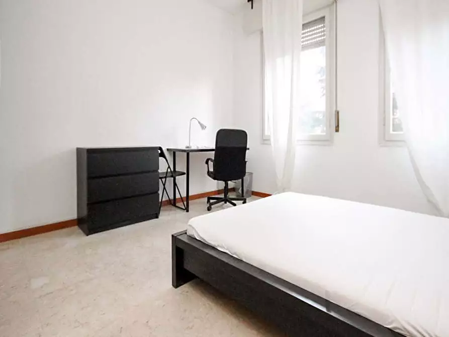 Immagine 4 di Camera in affitto  in Via Bartolomeo D'Alviano11 a Milano