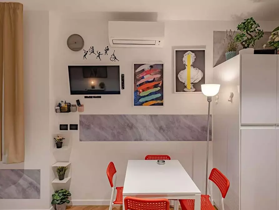 Immagine 12 di Appartamento in affitto  in Via Appia Nuova45 a Roma