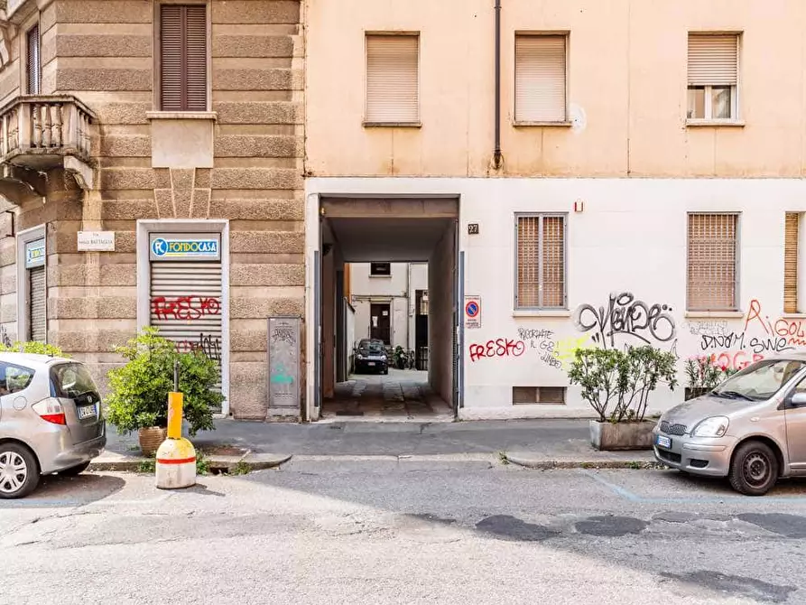 Immagine 10 di Camera in affitto  in Via Natale Battaglia27 a Milano