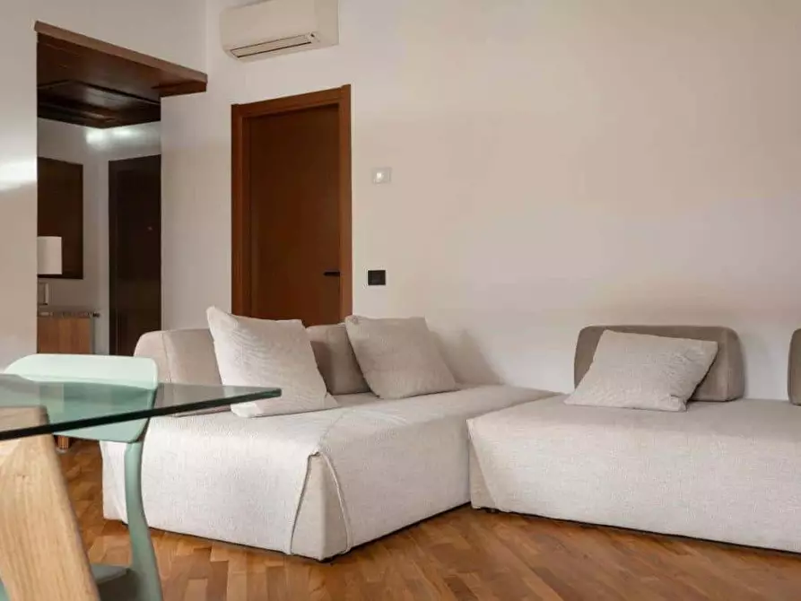 Immagine 3 di Appartamento in affitto  in Via Varese14 a Milano