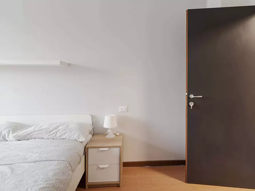 Immagine 1 di Camera in affitto  in Via Ernesto Breda152 a Milano