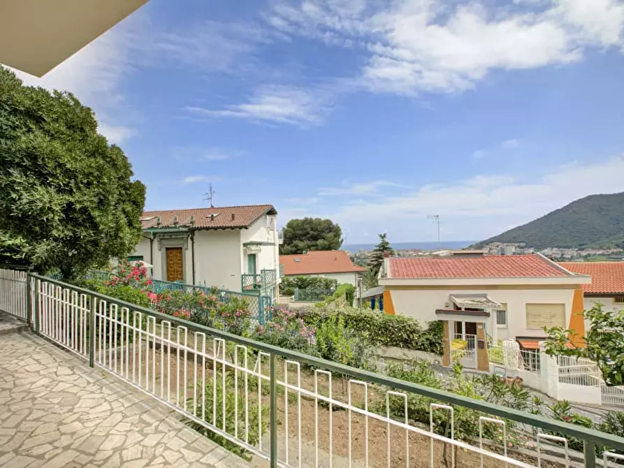Immagine 7 di Appartamento in affitto  in Via Borghetto Santo Spirito4 a Borghetto Santo Spirito
