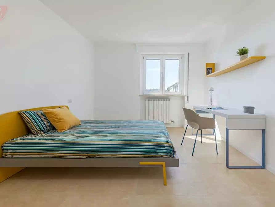 Immagine 2 di Camera in affitto  in Viale Famagosta55 a Milano