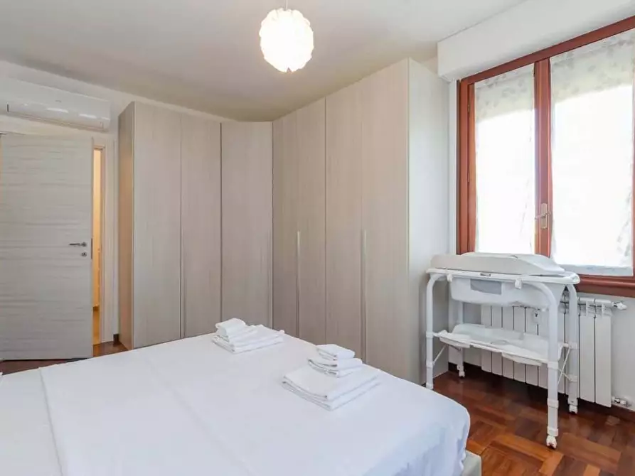 Immagine 27 di Appartamento in affitto  in Via Alcuino7 a Milano
