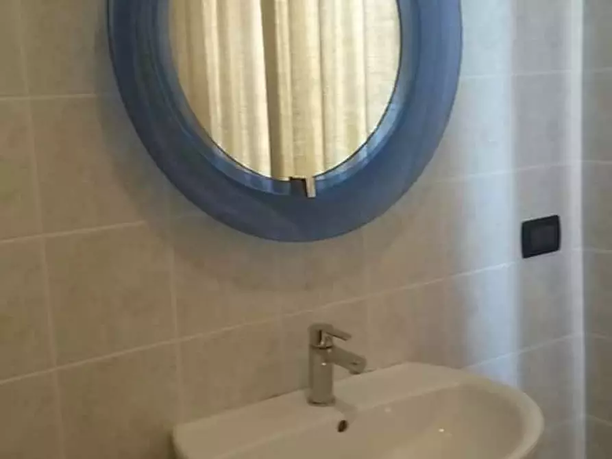 Immagine 23 di Camera in affitto  in Via Castelbarco18 a Trento