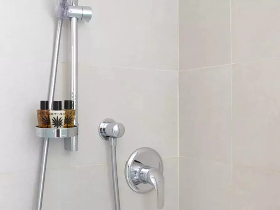 Immagine 33 di Appartamento in affitto  in Via Cesare Battisti2 a Bologna