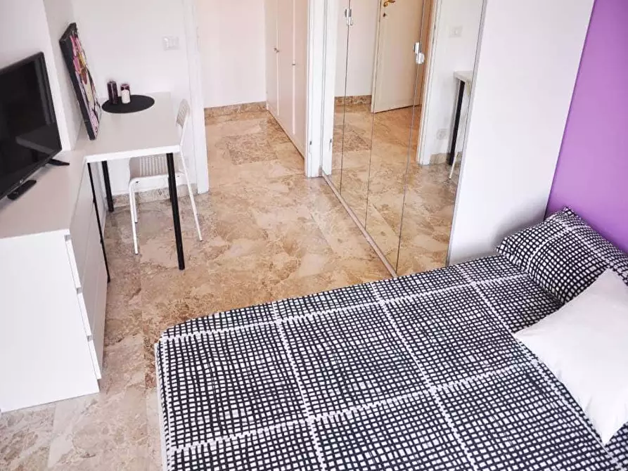 Immagine 6 di Camera in affitto  in Viale Molise65 a Milano