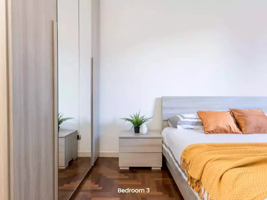 Immagine 2 di Camera in affitto  in Via Guido Guarini Matteucci1 a Milano