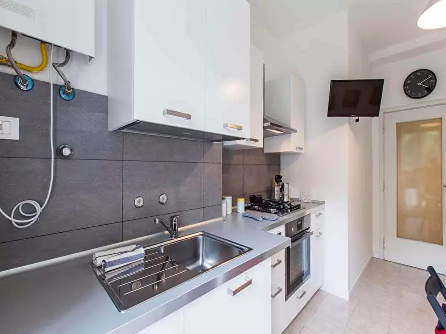 Immagine 18 di Camera in affitto  in Via Raffaello Bertieri1 a Milano