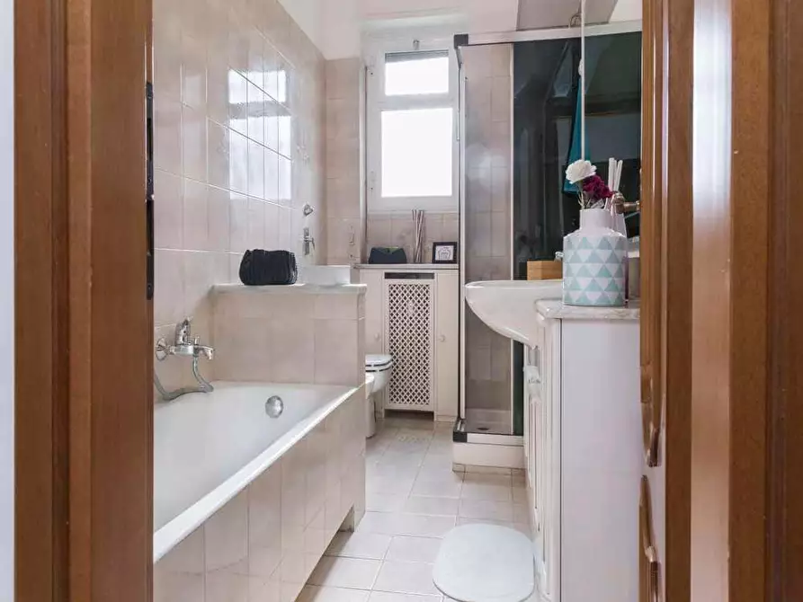 Immagine 22 di Camera in affitto  in Via Vincenzo Rabolini9 a Milano