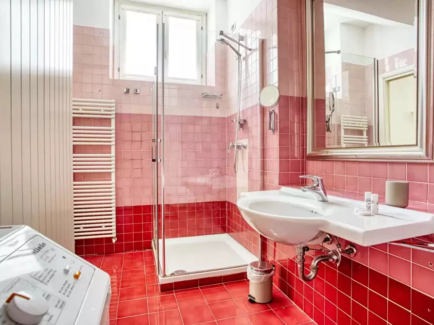 Immagine 18 di Appartamento in affitto  in Largo la Foppa a Milano