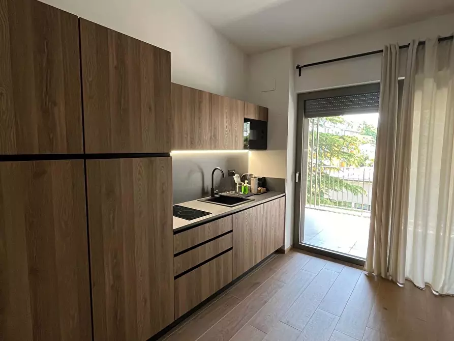 Immagine 22 di Appartamento in affitto  in Via Francesco Petrarca1 a Trento