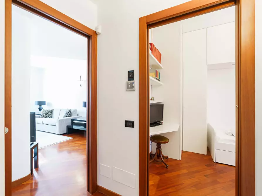 Immagine 21 di Appartamento in affitto  in Viale San Gimignano13 a Milano
