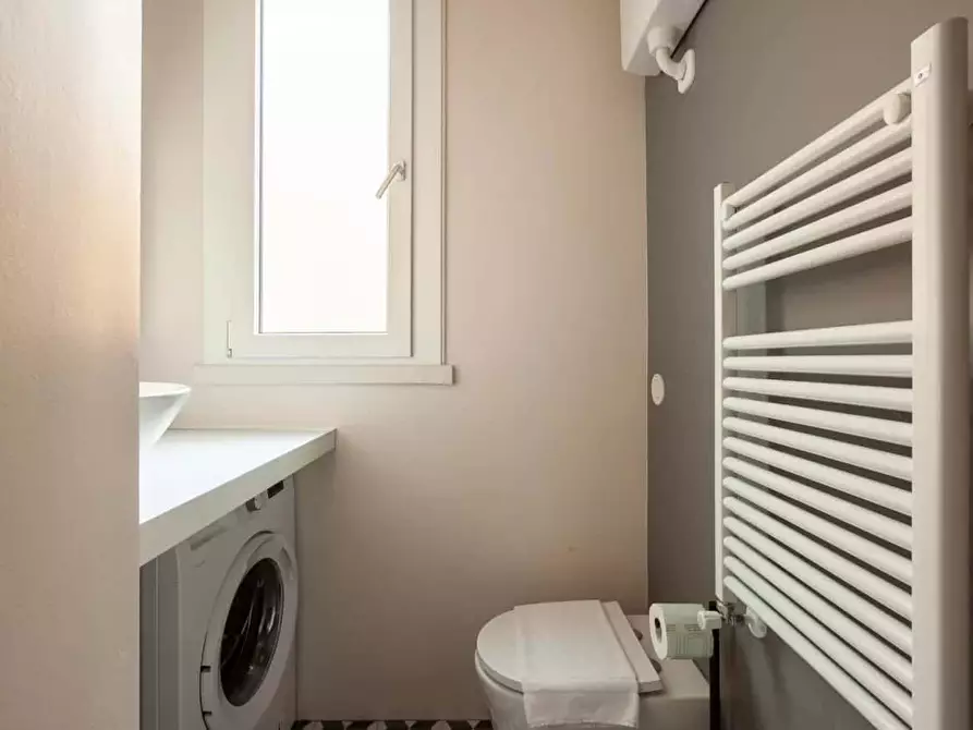 Immagine 39 di Appartamento in affitto  in Via della Commenda21 a Milano