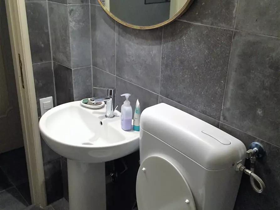 Immagine 8 di Camera in affitto  in Via Frà Domenico Buonvicini10 a Firenze