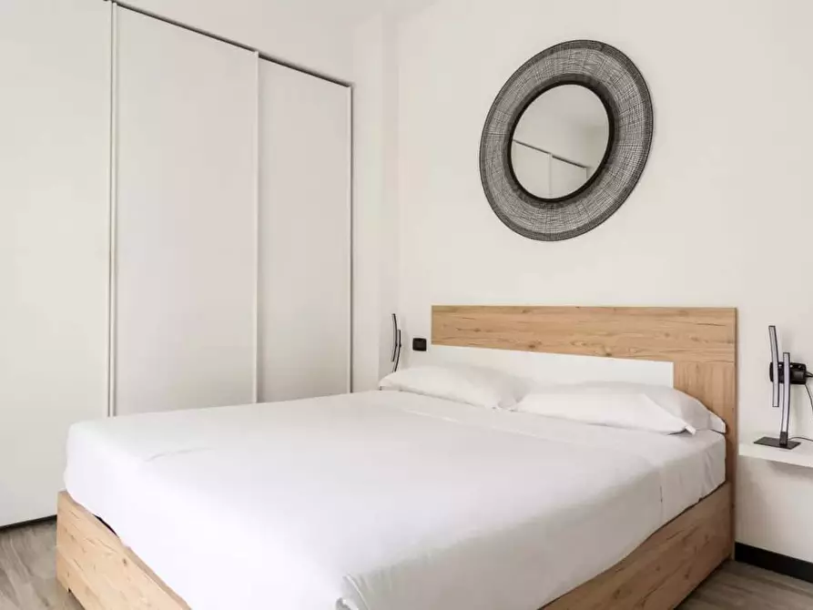 Immagine 13 di Appartamento in affitto  in Via Gallura2 a Milano