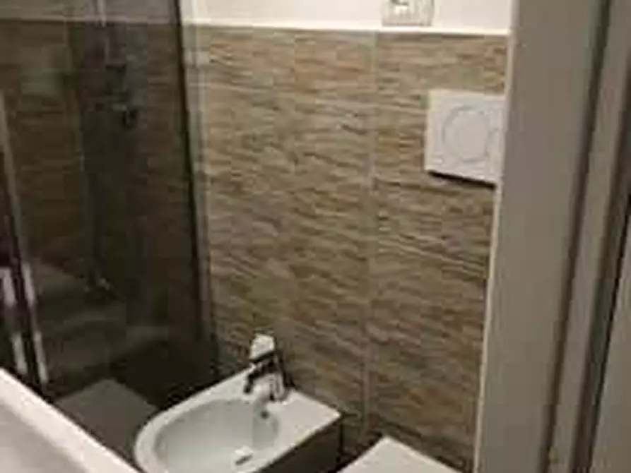 Immagine 12 di Appartamento in affitto  in Via Giosuè Borsi18 a Milano