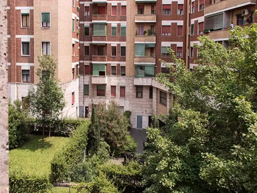 Immagine 14 di Camera in affitto  in Via Salvatore Barzilai6 a Milano