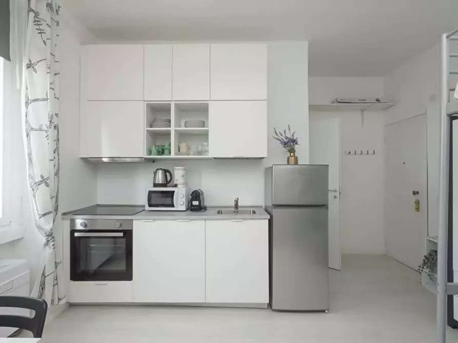 Immagine 6 di Appartamento in affitto  in Via Giulio Carcano19 a Milano