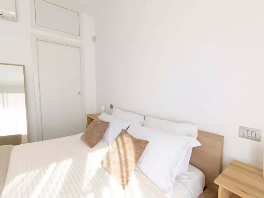 Immagine 19 di Appartamento in affitto  in Via Bramante7 a Milano