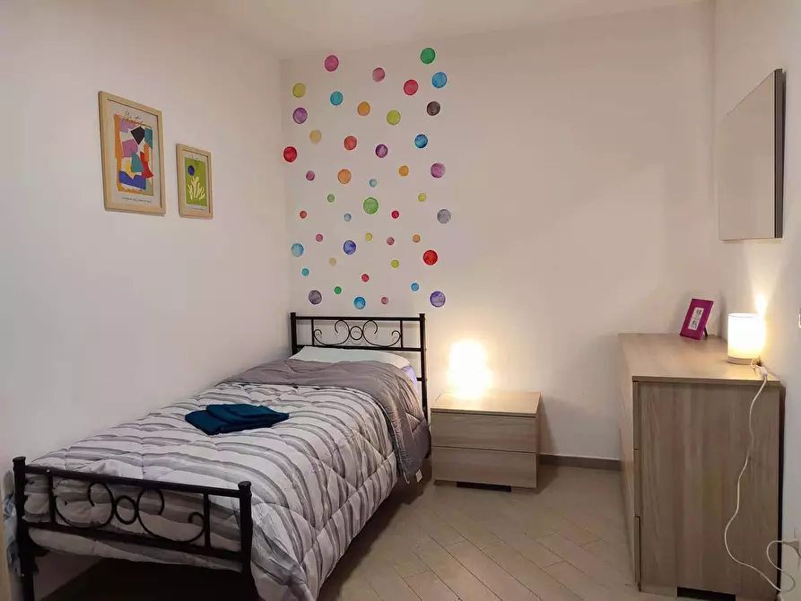 Immagine 77 di Appartamento in affitto  in via Giorgio Bassani62 a Roma