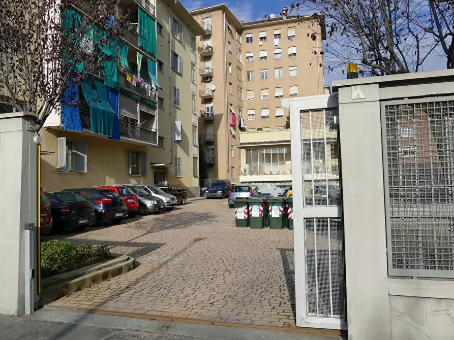 Immagine 36 di Appartamento in affitto  in Via Pietro Baiardi25 a Torino