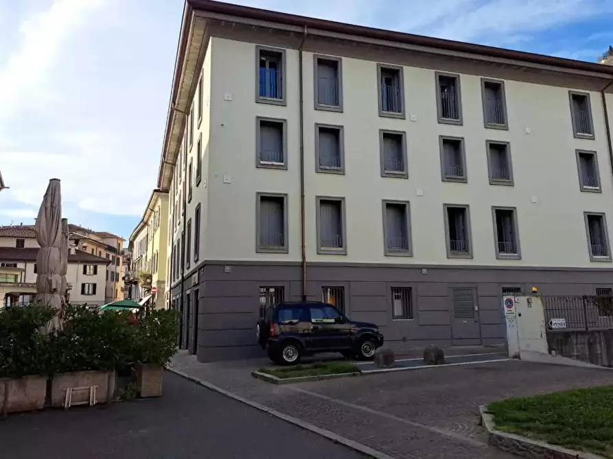 Immagine 20 di Appartamento in affitto  in Piazza Giovanni Amendola11 a Como
