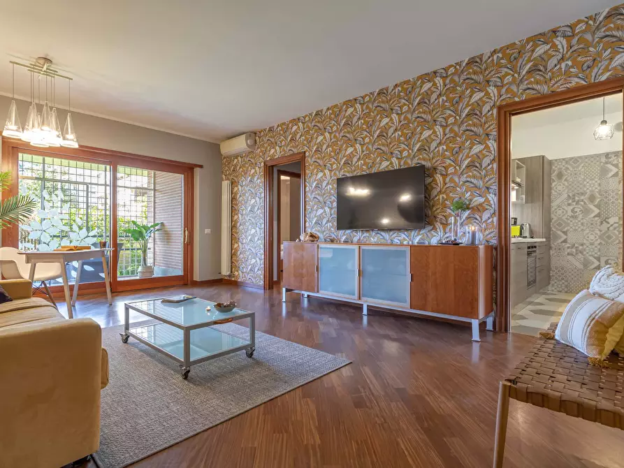 Immagine 47 di Appartamento in affitto  in Via Pietro de Francisci13 a Roma