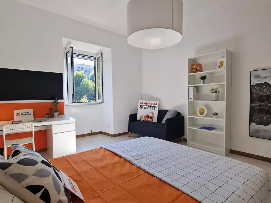 Immagine 2 di Camera in affitto  in Via Ostiense353 a Roma