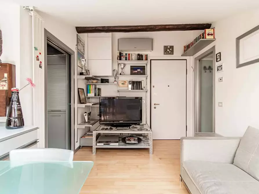 Immagine 9 di Appartamento in affitto  in Via Tommaso Grossi9 a Como