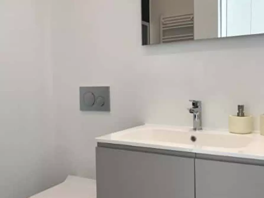 Immagine 9 di Appartamento in affitto  in Via Legnano12 a Milano