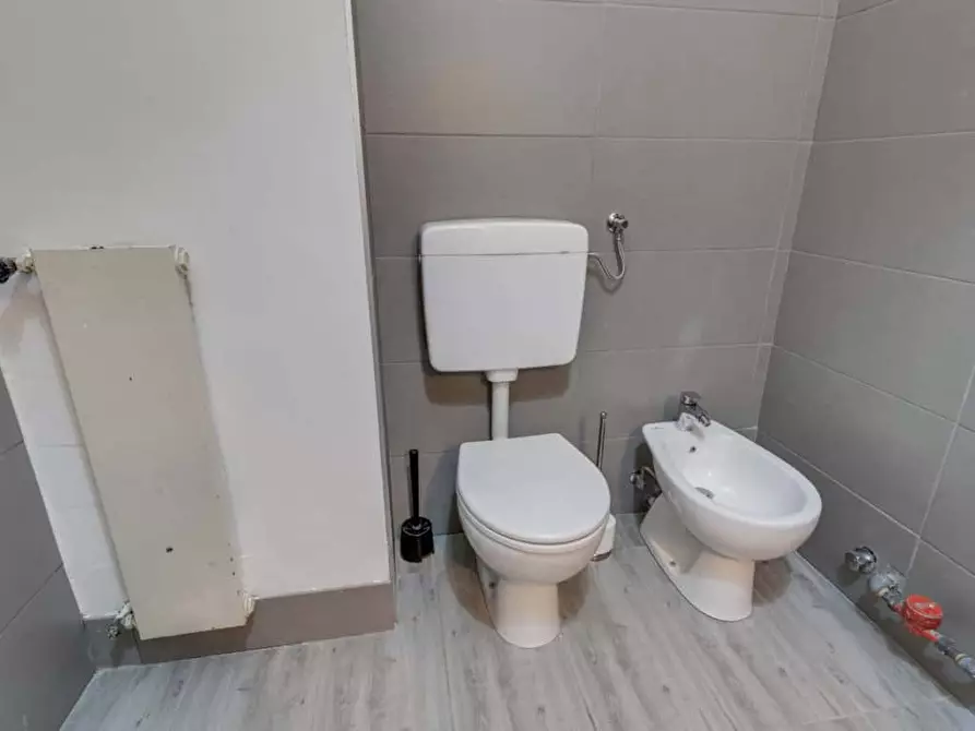 Immagine 15 di Camera in affitto  in Via Curtatone14 a Milano