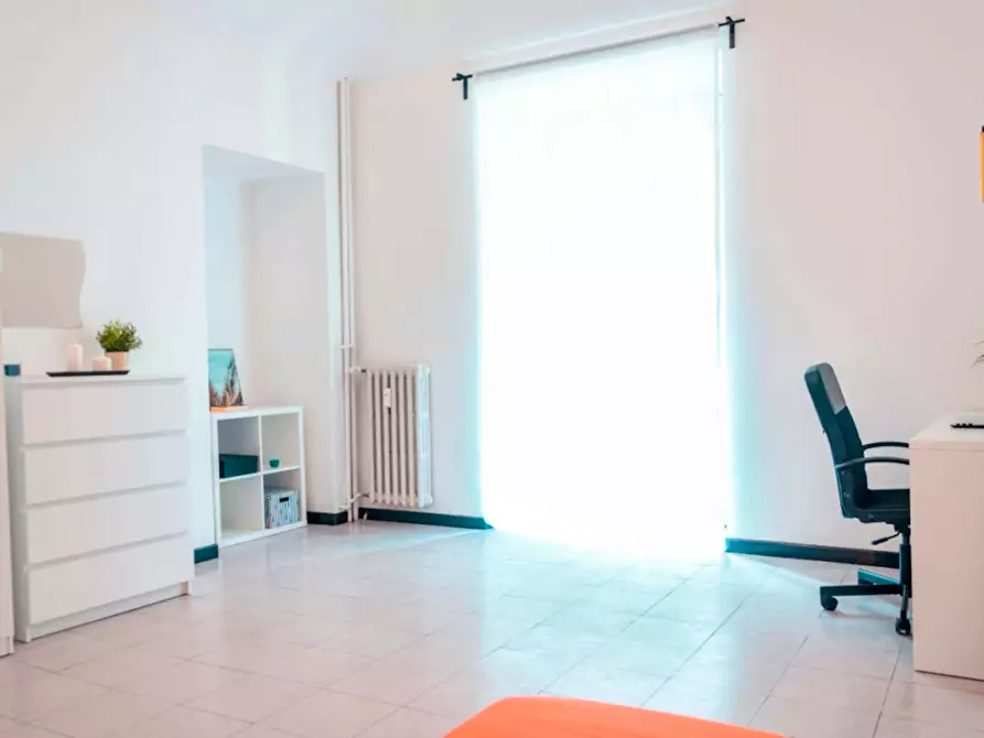 Immagine 6 di Camera in affitto  in Via Alfonso Bonafous2 a Torino