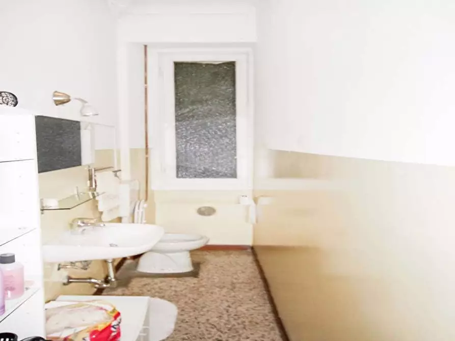 Immagine 15 di Camera in affitto  in Piazza Ventiquattro Maggio12 a Milano