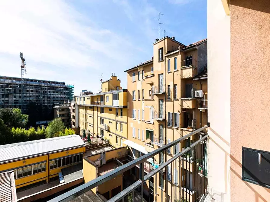 Immagine 18 di Camera in affitto  in Via Antonio Pollaiuolo15 a Milano