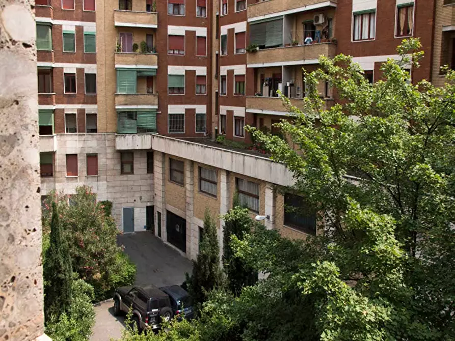 Immagine 18 di Camera in affitto  in Via Salvatore Barzilai6 a Milano