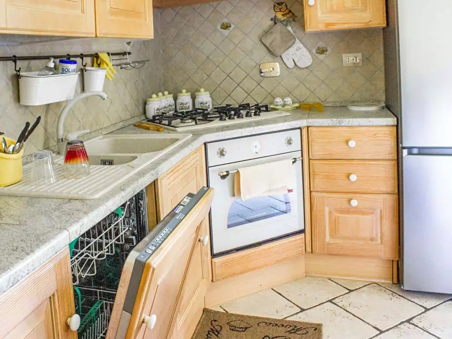 Immagine 27 di Appartamento in affitto  in Via Jacopo Melani7 a Roma