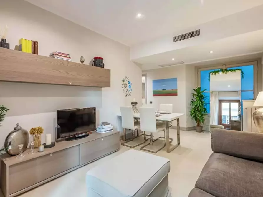 Immagine 5 di Appartamento in affitto  in Via Giorgio Giulini5 a Milano